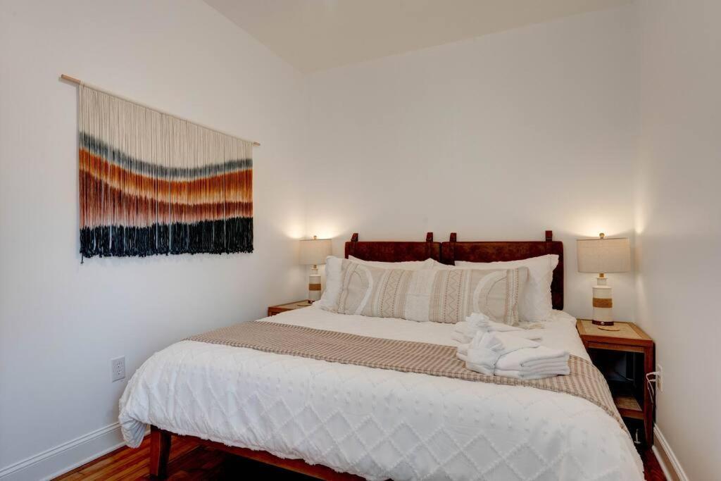 Peaceful Park Circle Getaway Villa Charleston Buitenkant foto